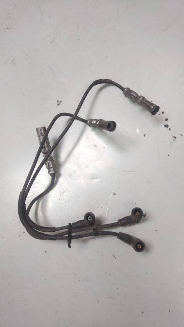 бронепровод Volkswagen Passat B5 (1996 - 2001), 1.6 л., бензин, 06A035255C - фото №1