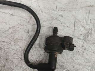 клапан вентиляции топливного бака Chevrolet Cruze 1 поколение 2010, 1.8 л., бензин, АКПП, 13105091