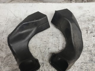 воздуховод BMW 5 серия E60/E61 [рестайлинг] 2009, 2.0 л., бензин, АКПП, 64227034124, 64227034123