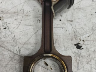 поршень шатун Mazda 3 BK (2003 - 2005), 2.0 л., бензин