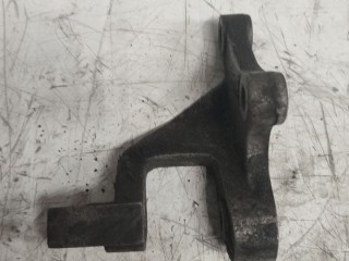 кронштейн КПП Ford Focus 1 поколение (1998 - 2001), 1.8 л., бензин, 98AB6P093AD