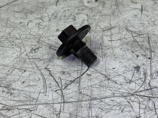 болт Toyota Avensis 2 поколение (T250) [рестайлинг] 2007, 2.0 л., дизель, МКПП