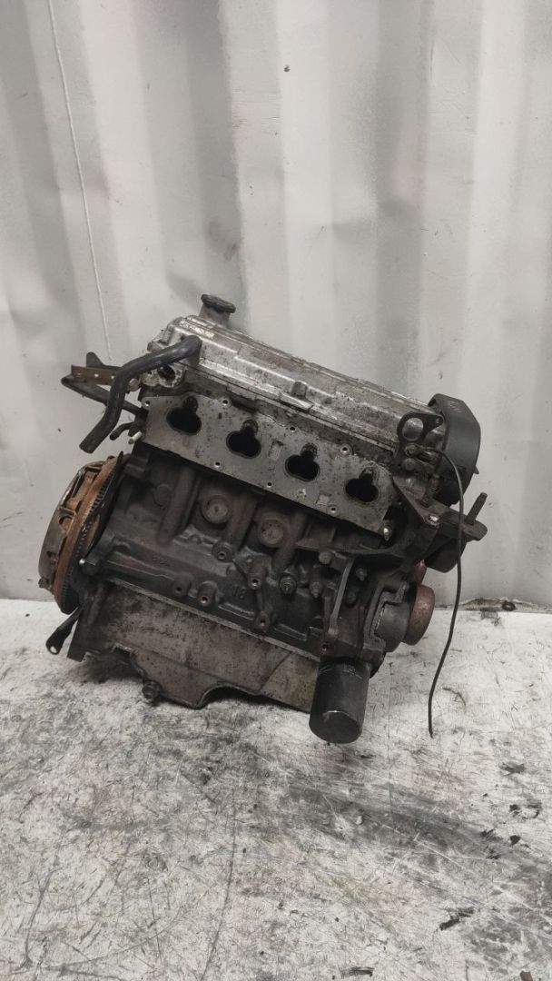 двигатель Ford Focus 1 поколение (1998 - 2001), 1.8 л., бензин - фото №1