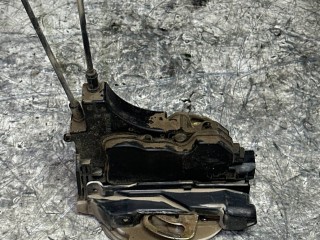 замок двери задней правой Mitsubishi Lancer 10 поколение 2010, 1.8 л., бензин, МКПП, седан