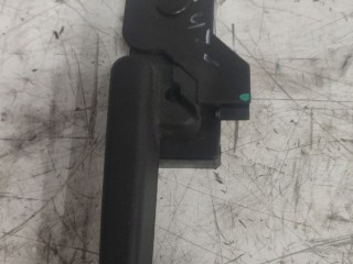 ручка открывания капота Chevrolet Cruze 1 поколение 2010, 1.8 л., бензин, АКПП