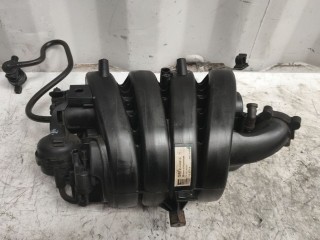 коллектор впускной Chevrolet Cruze 1 поколение (2009 - 2012), 1.8 л., бензин, АКПП, 55565816