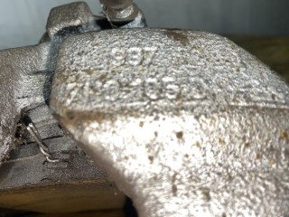 суппорт передний левый Volkswagen Transporter T5 2007, 1.9 л., BRR, дизель, МКПП, передний привод, 7L6615123F