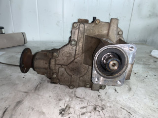 раздаточная коробка Kia Sportage 2 поколение 2007, 2.0 л., МКПП, полный привод, 47300-39130