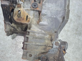 КПП автоматическая (АКПП) Chrysler Voyager 3 поколение 1998, 2.4 л., бензин