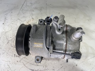 компрессор кондиционера Kia Sorento 2 поколение [рестайлинг] 2013, 2.2 л., D4HB, дизель, МКПП, полный привод, 97701-2P250