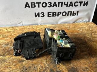 блок предохранителей Ford Focus 3 поколение CB8 2012, 1.6 л., VVT-i, PNDA, бензин, робот, panther black (metallic), хетчбэк 5 дв., передний привод, правый руль, BV6T14K733, AV6T-14A067-BP