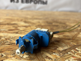 Датчик педали тормоза (лягушка) Ford Focus 2 поколение [рестайлинг] CB4 2009, 1.6 л., SHDA, бензин, МКПП, серо голубой металик, хетчбэк 5 дв., передний привод, правый руль, 3M5T-9C872-AC