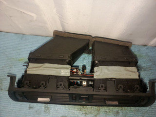 дефлектор обдува салона BMW 5 серия F07/F10/F11 2011, 2.0 л., АКПП, задний привод, 64229192897