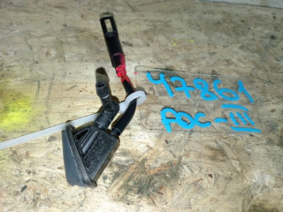 форсунка омывателя лобового стекла Ford Focus 3 поколение CB8 2012, 1.6 л., бензин