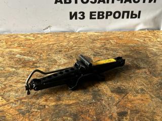 домкрат Ford Focus 2 поколение [рестайлинг] CB4 2010, 1.8 л., i, QQDB, бензин, МКПП, moondust silver (metallic), хетчбэк 5 дв., правый руль, 6M51-17080