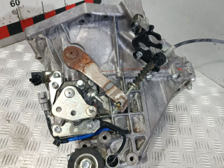 КПП механическая (МКПП) Toyota Yaris 3 поколение XP130 [2-й рестайлинг] 2020, 1.0 л., Ti, бензин, 20TT57