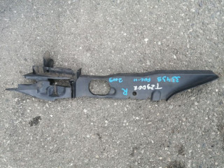 накладка крыла внутренняя перед. лев. Ford Focus 2 поколение CB4 2008, 2.0 л., бензин, 1530920