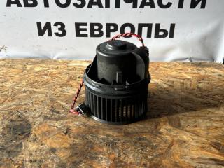 моторчик печки Ford Focus 3 поколение CB8 2013, 1.6 л., PNDA, бензин, 5МКПП, хетчбэк 5 дв., AV6N-18456-BA