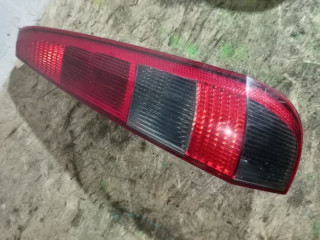 фонарь задний правый Ford Fiesta 5 поколение 2002