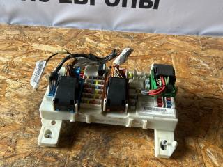 Блок управления BCM (Body Control Module) Ford Focus 2 поколение [рестайлинг] CB4 2010, 1.6 л., i, SHDC, бензин, АКПП, panther black (metallic), универсал, передний привод, правый руль, 8M5T-14014-MHD