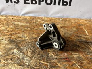 кронштейн КПП Ford Focus 3 поколение CB8 2012, 1.6 л., VVT-i, PNDA, бензин, МКПП, midnight sky, хетчбэк 5 дв., передний привод, правый руль, 3M51-6P093-DC