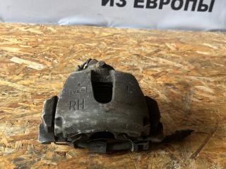 суппорт передний правый Ford Focus 3 поколение CB8 2012, 1.6 л., бензин, хетчбэк 5 дв., 1682875