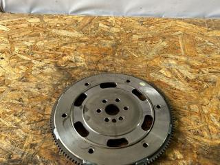 маховик Ford Focus 3 поколение CB8 2012, 1.6 л., VVT-i, PNDA, бензин, робот, panther black (metallic), хетчбэк 5 дв., передний привод, правый руль, AE8P-7M093-BF