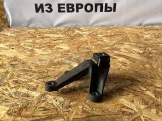 кронштейн (крепление) Ford Focus 2 поколение [рестайлинг] CB4 2009, 1.6 л., i, SHDA, бензин, МКПП, хетчбэк 5 дв., 3M51-7M125-DE