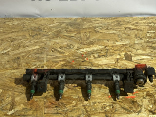 топливная рампа Ford Focus 2 поколение [рестайлинг] 2010, 1.6 л., бензин, 5M5G-9H487