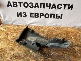накладка крыла внутренняя лев. Ford Focus 3 поколение CB8 2012, 1.6 л., VVT-i, PNDA, бензин, МКПП, midnight sky, хетчбэк 5 дв., передний привод, правый руль, BM51-A024773A1