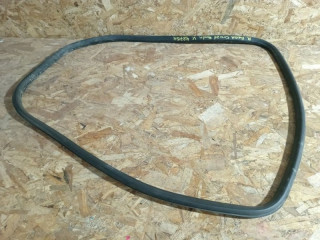 уплотнитель двери Chevrolet Cruze 1 поколение J300 2012, 1.6 л., бензин, 95021343