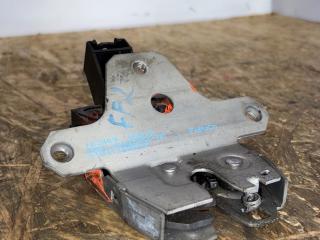 замок багажника Ford Focus 2 поколение [рестайлинг] CB4 2009, 1.6 л., i, SHDA, бензин, МКПП, хетчбэк 5 дв., 1855837