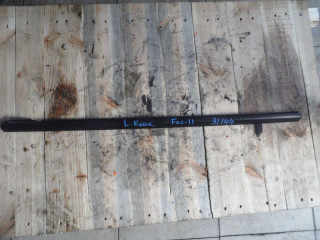 Уплотнитель стекла Ford Focus 2 поколение CB4 2008