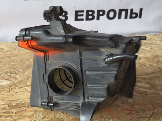 корпус воздушного фильтра Ford Focus 2 поколение [рестайлинг] CB4 2009, 1.6 л., бензин, хетчбэк 5 дв.