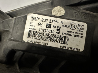 фара правая Opel Meriva 2 поколение (B) 2012, 1.4 л., A 14 XER, бензин, МКПП, передний привод, 13253632, VP9PMX-13005-BE