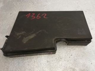 крышка блока предохранителей Ford Focus 2 поколение CB4 2008, 1.6 л., бензин