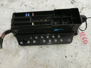 блок предохранителей Ford Focus 3 поколение CB8 2012, 2.0 л., бензин, BV6T14A301HB