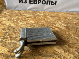 радиатор отопителя (печки) Ford Focus 3 поколение CB8 2012, 1.6 л., i-VTEC, PNDA, бензин, 5МКПП, white, хетчбэк 5 дв., передний привод, правый руль, VPAMFH18476BB