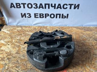 Органайзер Ford Focus 3 поколение CB8 2012, 1.6 л., VVT-i, PNDA, бензин, робот, panther black (metallic), универсал, передний привод, правый руль