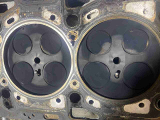 головка блока цилиндров Opel Insignia 1 поколение (A) 2009, 2.0 л., A 20 DTH, дизель, МКПП, передний привод, 55565812, 93169343