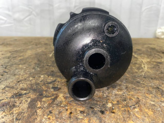 корпус масляного фильтра Audi A4 B6 2006, 3.0 л., ASB, дизель, АКПП, полный привод, 057115373B