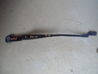 щеткодержатель (поводок стеклоочистителя, дворник) Ford Focus 3 поколение CB8 2011, 1.6 л., бензин