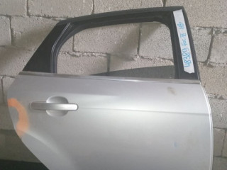 дверь задняя правая Ford Focus 3 поколение CB8 2012, 1.6 л., бензин, 2172759