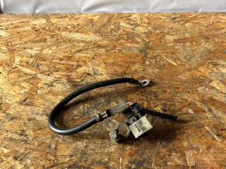 минусовой провод аккумулятора Ford Focus 3 поколение CB8 2012, 1.6 л., VVT-i, PNDA, бензин, робот, panther black (metallic), универсал, передний привод, правый руль, AV6N10C679BB