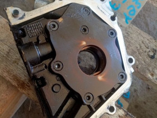 насос масляный Ford Focus 2 поколение CB4 2008, 1.6 л., бензин, 1904436