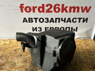 корпус воздушного фильтра Ford Focus 3 поколение CB8 2012, 1.6 л., VVT-i, PNDA, бензин, робот, panther black (metallic), универсал, передний привод, правый руль, AV61-9600-CF