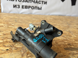 фланец (тройник) системы охлаждения Ford Focus 2 поколение [рестайлинг] CB4 2010, 2.0 л., i, AODE, бензин, 5МКПП, mi4	sea grey (metallic), хетчбэк 5 дв., передний привод, правый руль, 1450955