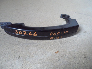 ручка наружная Ford Focus 3 поколение CB8 2011, 1.6 л., бензин, 1738727