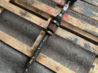 полуось передняя правая (приводной вал, ШРУС) Ford Mondeo 4 поколение [рестайлинг] (2010 - 2015), 2.0 л., TNBA, бензин, АКПП, AG913B436-DC