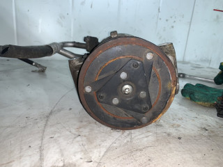 компрессор кондиционера Renault Clio 2 поколение [2-й рестайлинг] 2007, 2.0 л., M4R 700, бензин, МКПП, передний привод, 01140556, 8200688814